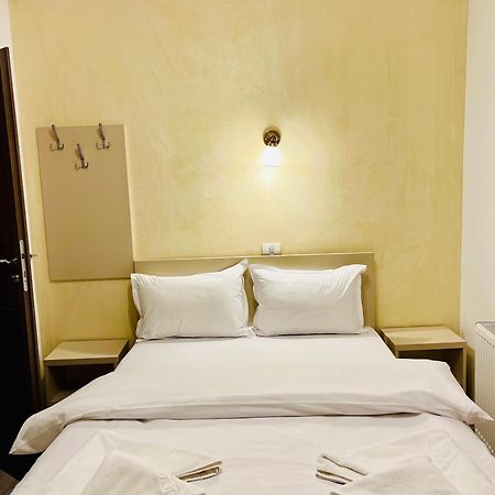 Hotel Marina Srl Bukareszt Zewnętrze zdjęcie